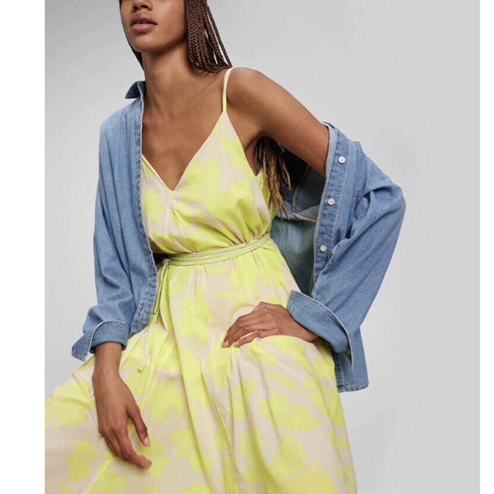 GAP Chic Yellow Floral Summer Dress